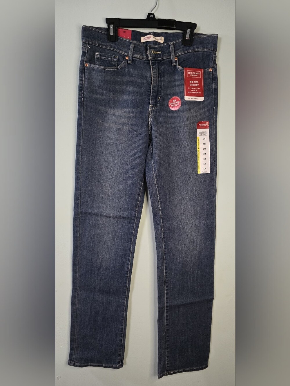 Levi Strauss Signature Women’s Blue Mid Rise Straight Slim Stretch Jeans 6 NWT - Picture 3 of 16